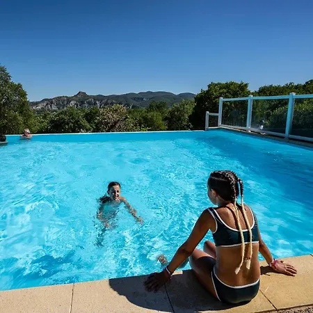 캠프장 Familiale 3 Etoiles Vue 360 Piscine A Debordement Empl Xxl 라봄