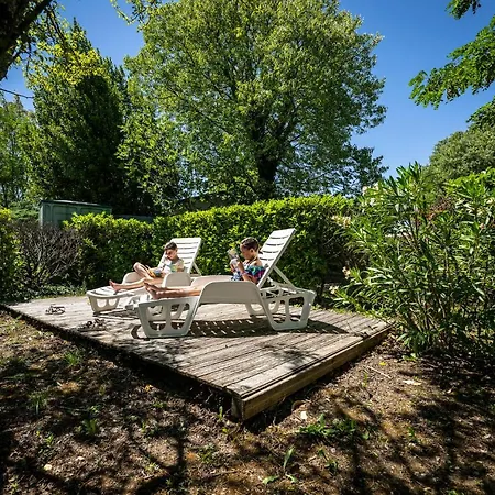 캠프장 Familiale 3 Etoiles Vue 360 Piscine A Debordement Empl Xxl *