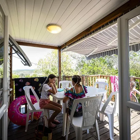 Familiale 3 Etoiles Vue 360 Piscine A Debordement Empl Xxl 캠프장 *