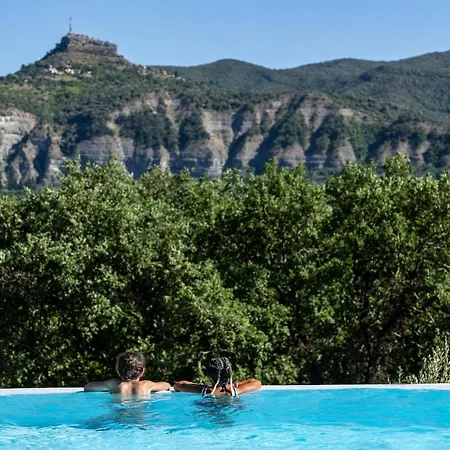 Familiale 3 Etoiles Vue 360 Piscine A Debordement Empl Xxl