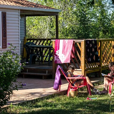 Familiale 3 Etoiles Vue 360 Piscine A Debordement Empl Xxl * Labeaume