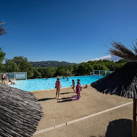 Familiale 3 Etoiles Vue 360 Piscine A Debordement Empl Xxl *